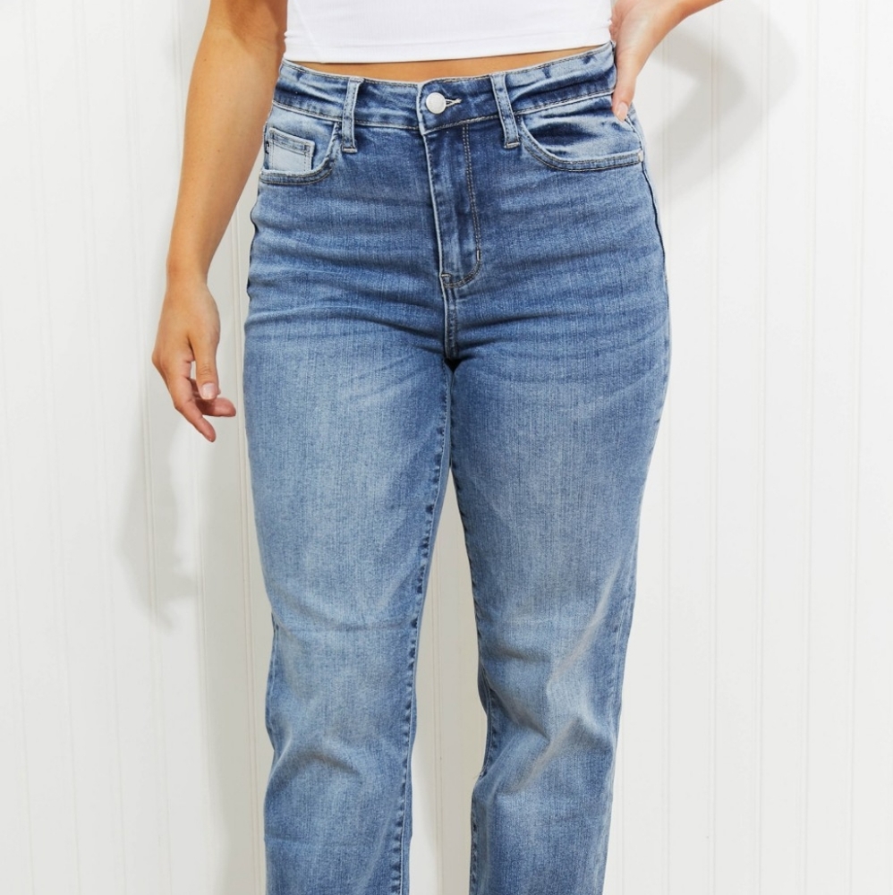 SOLD OUT! Judy Blue Lennon Full Size Wide Cuff Straight Leg Jeans - Picture 1 of 12
